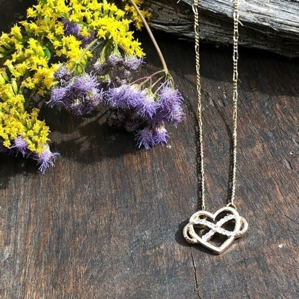 Heart Necklace Gold/ Rhinestones